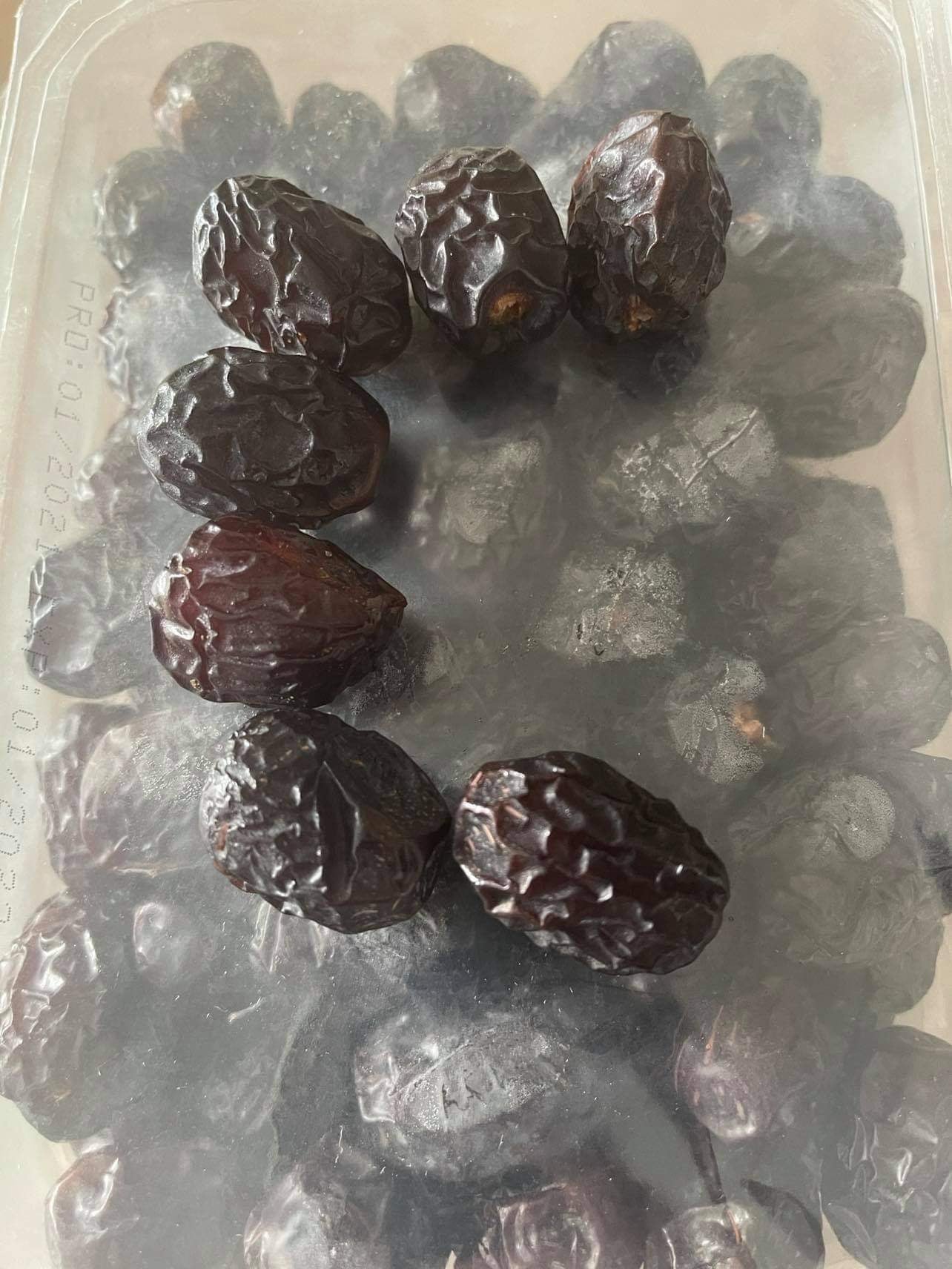 500g (1.1LBs) Premium Organic Whole Ajwa Dates from Madinah 100% Natural, Nutritional Properties, Dried Fruit, Sweet and Chewy